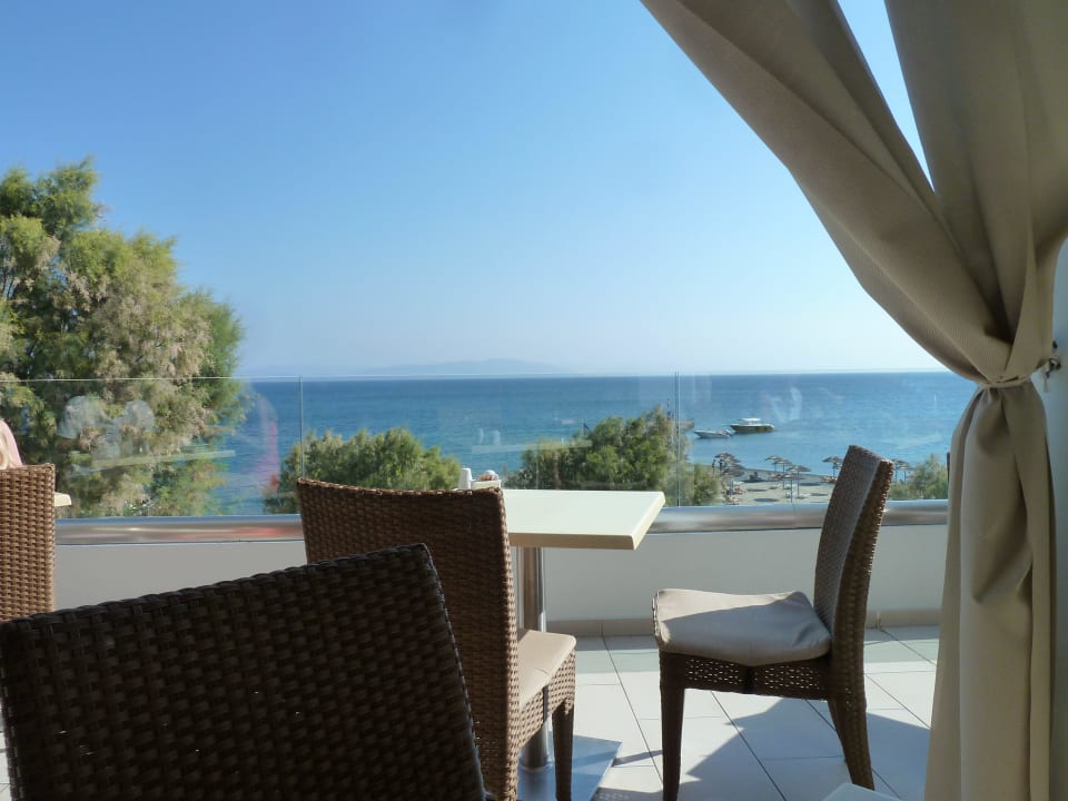 Frühstück mit AUsblick TUI BLUE Oceanis Beach and Spa Resort