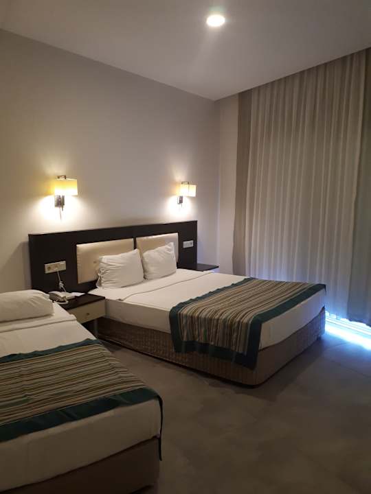 Zimmer Mira Meridia Beach Hotel