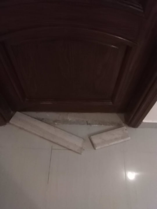 Stolperstein vorm Hotelzimmer Coral Hills Resorts & SPA