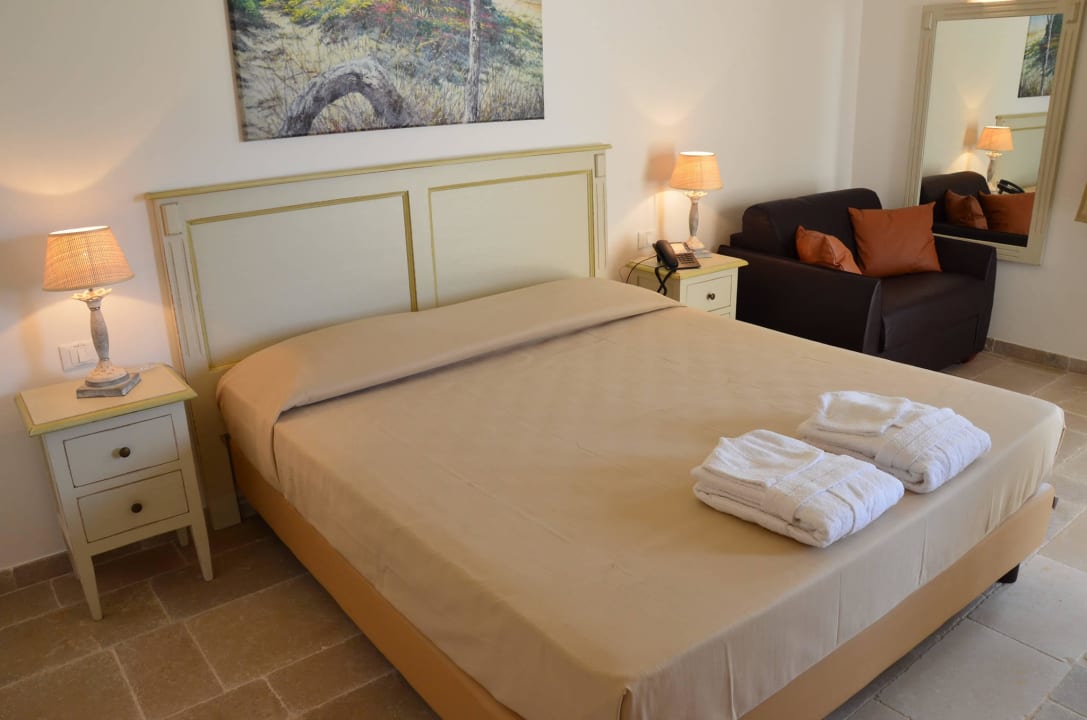 Camera Comfort Hotel Casale del Murgese