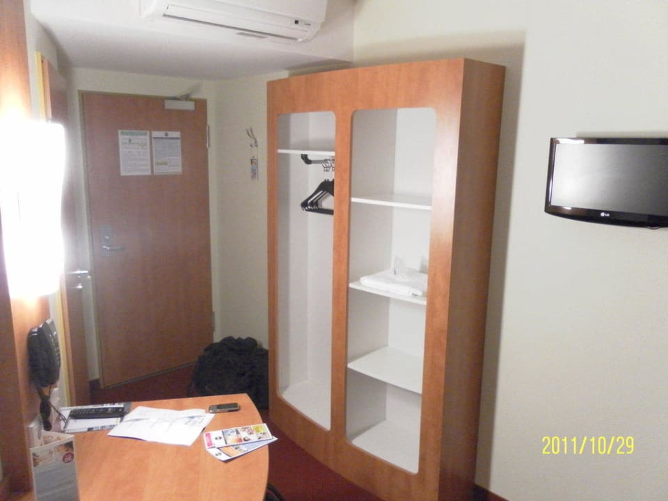 Eingang B&B Hotel Stuttgart-City