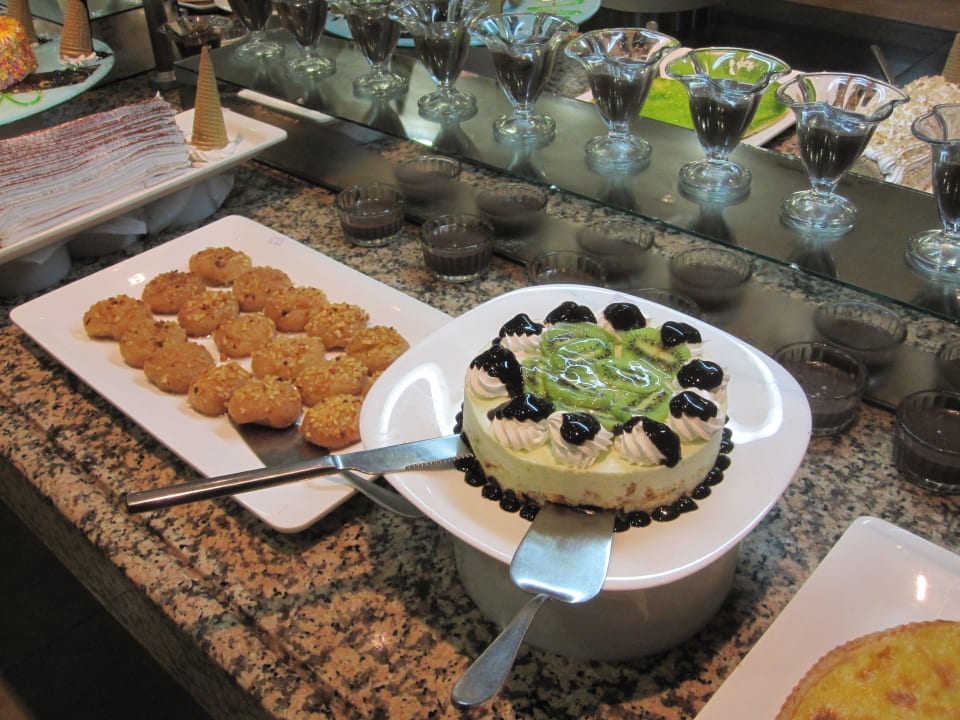 Torte Can Garden Beach