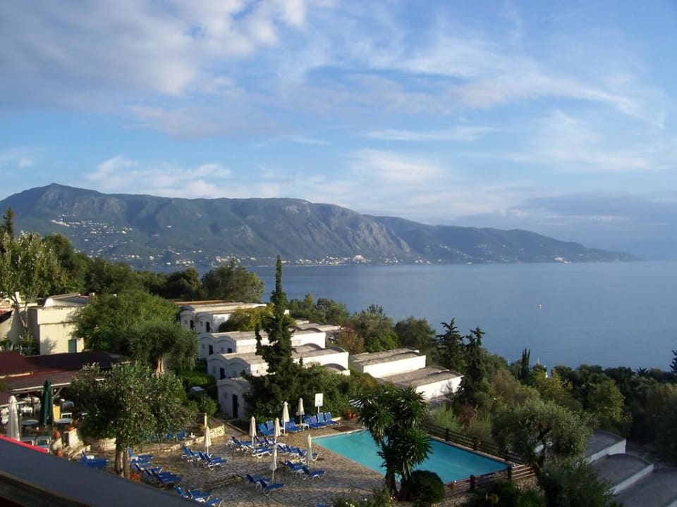 Ausblick Zimmer 315  Grecotel LUXME Daphnila Bay