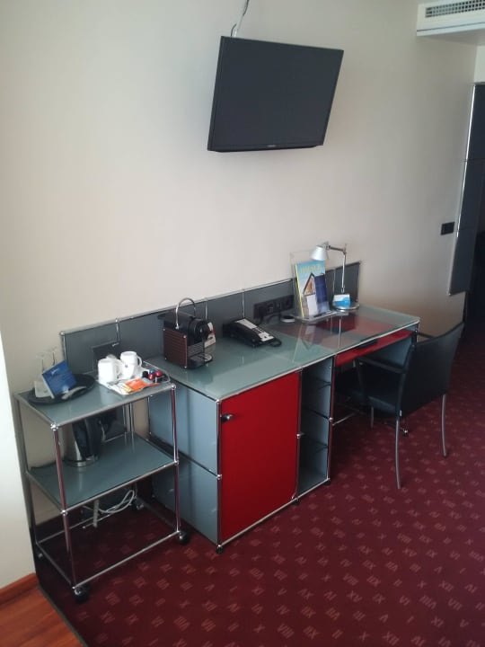 Schreibtsich & TV NYX Hotel Erfurt