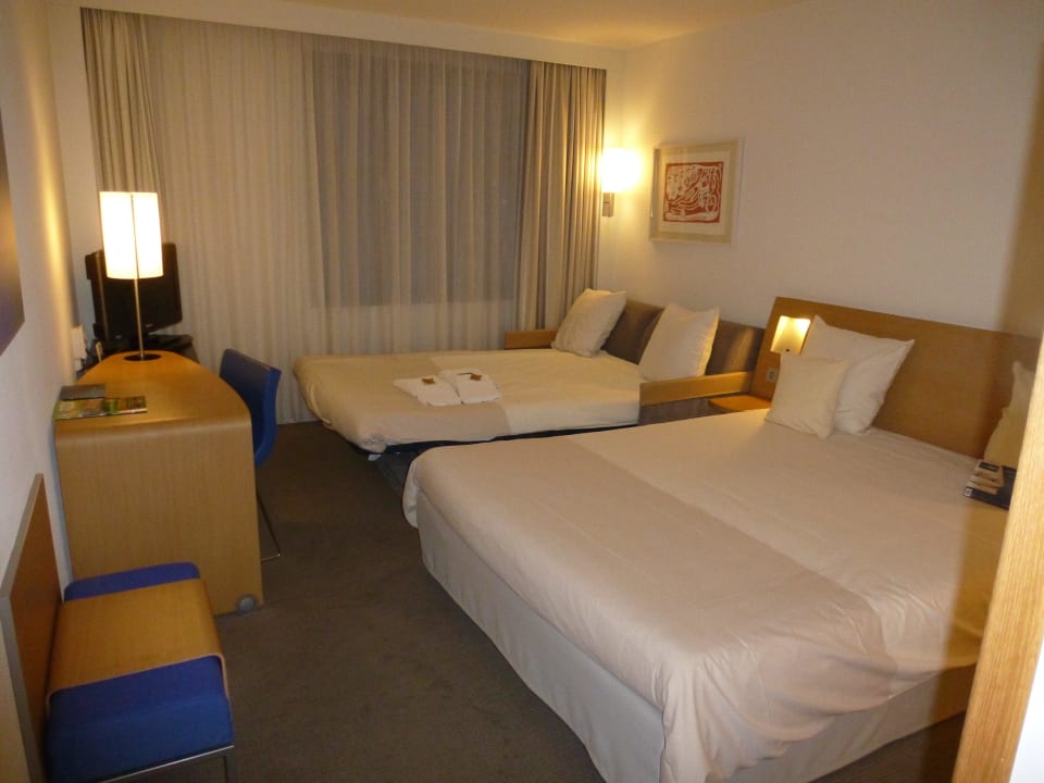 Zimmer mit Aufbettung Novotel Hamburg City Alster