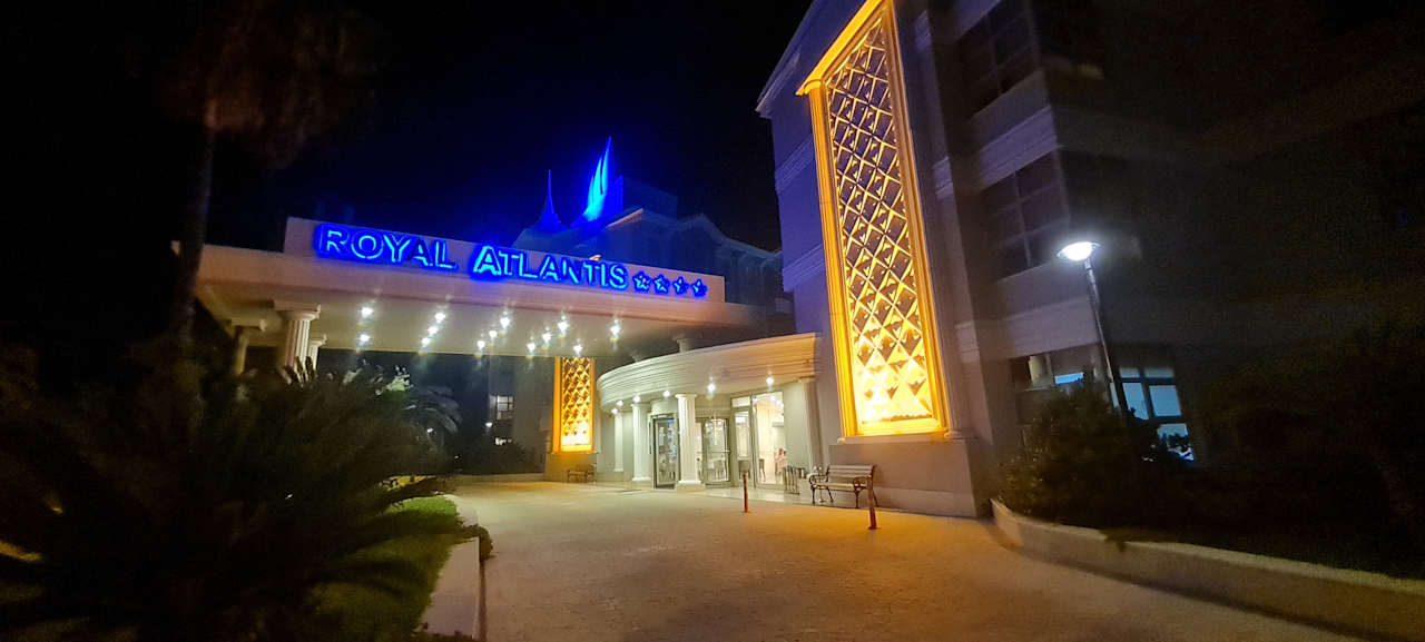 Außenansicht Royal Atlantis Beach Hotel