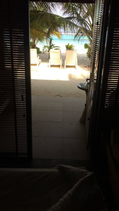 Blick aus dem Bungalow  Summer Island Maldives
