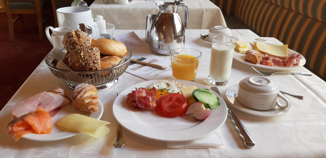 Gastro Platzlhof - Mein Hotel im Zillertal