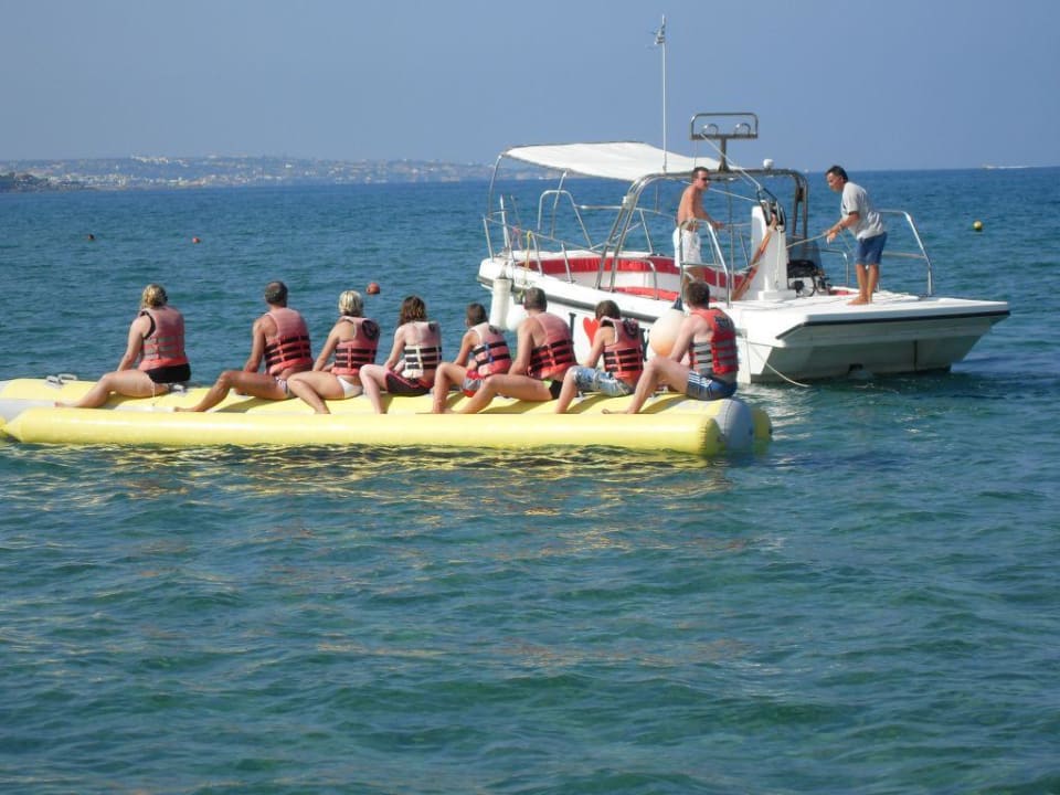 Bananaboot Alexander Beach Hotel & Village Resort