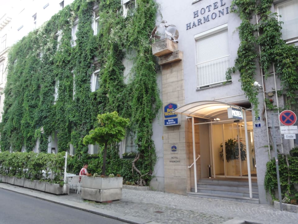 Mit Frühstücksbereich The Harmonie Vienna, BW Premier Collection