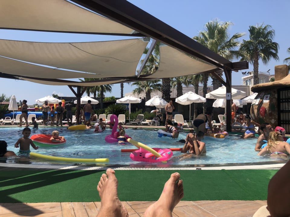 Zimmer Kirman Belazur Resort & Spa