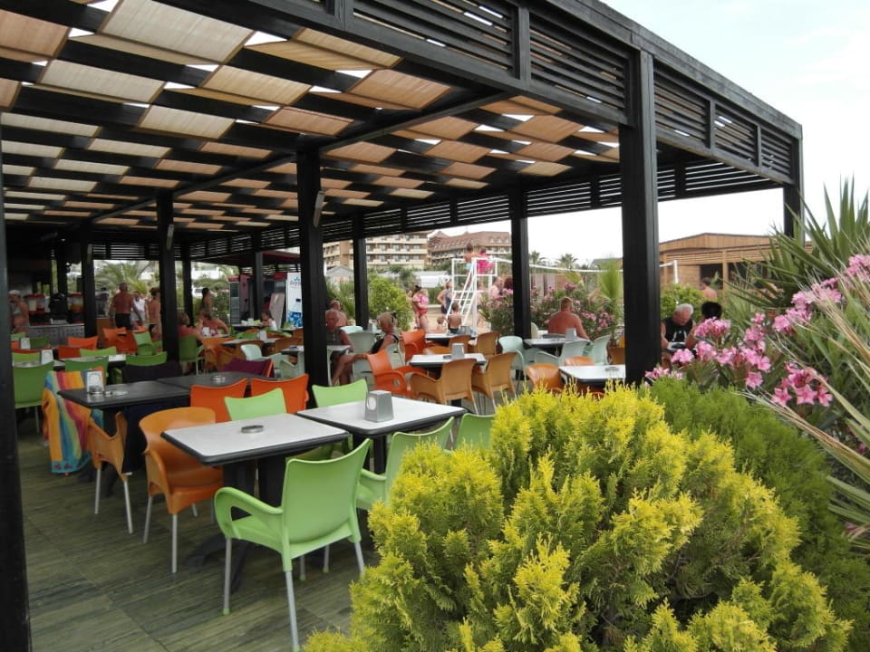 Strandbar Hane Family Resort