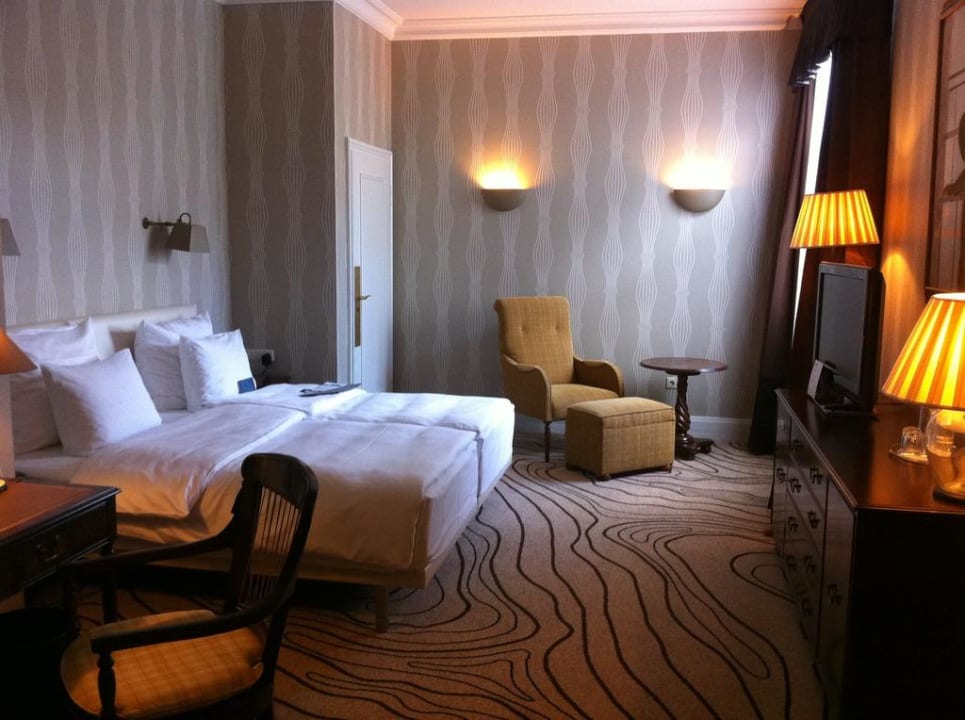 Doppelzimmer  Le Méridien Frankfurt