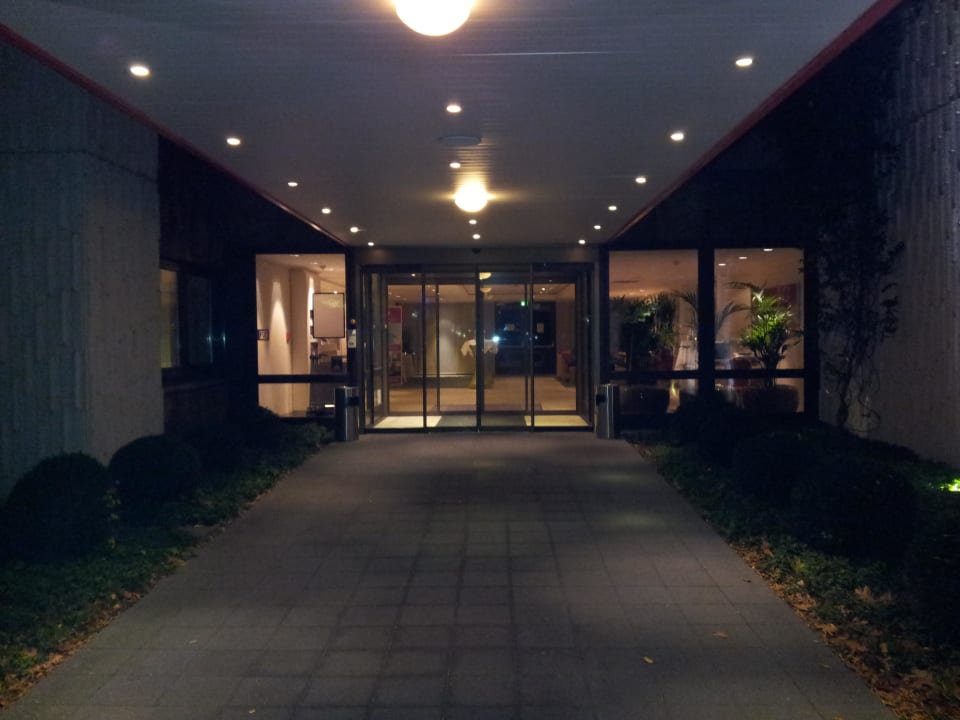 Eingang H+ Hotel Bochum