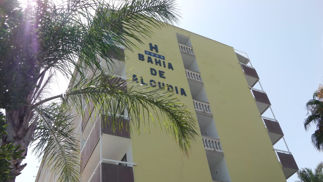 Das Hotel von außen Bahía de Alcúdia Hotel & Spa