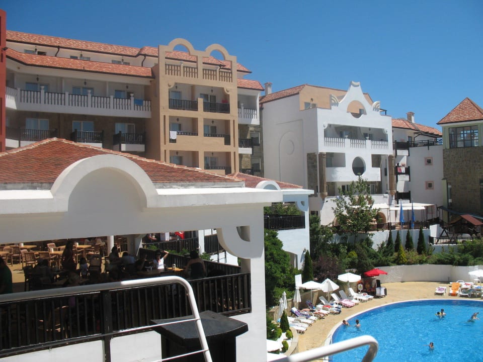 Blick vom Balkon/links Bella Vista Beach Club