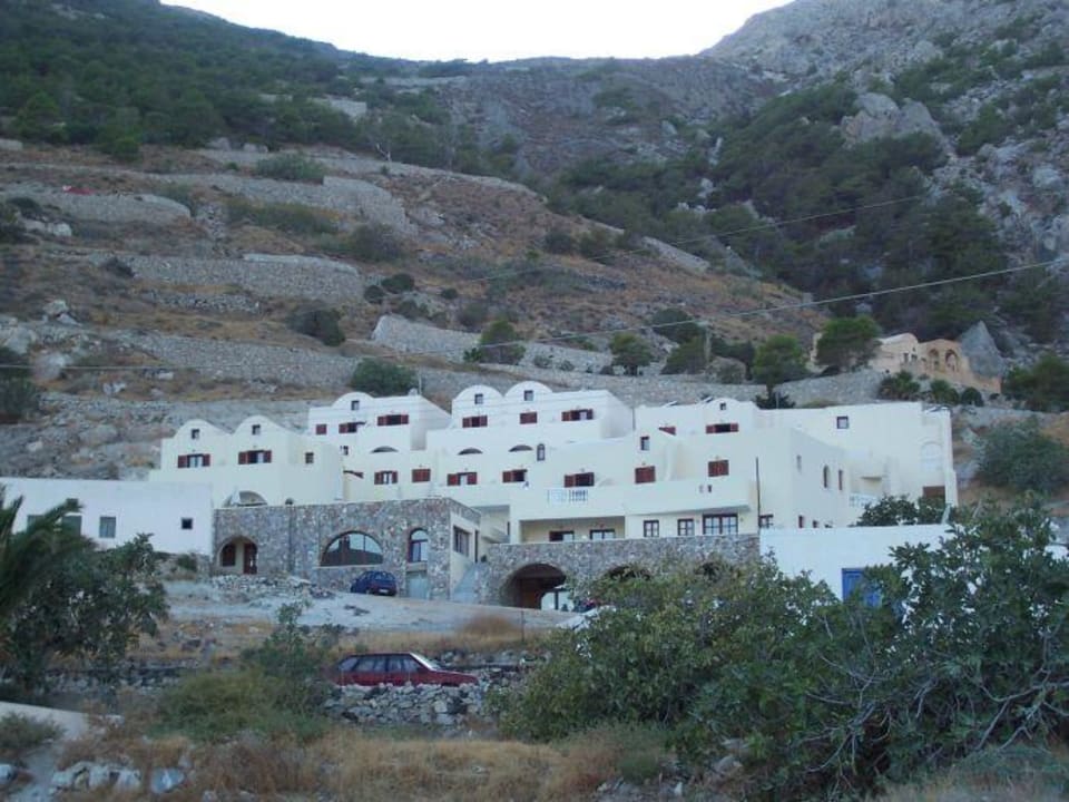 Außenansicht Hotel Epavlis