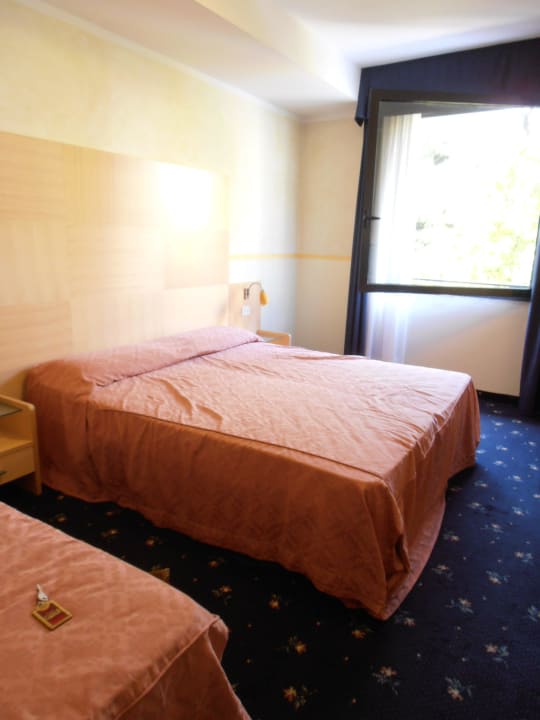 3-Bett-Zimmer Hotel Floris