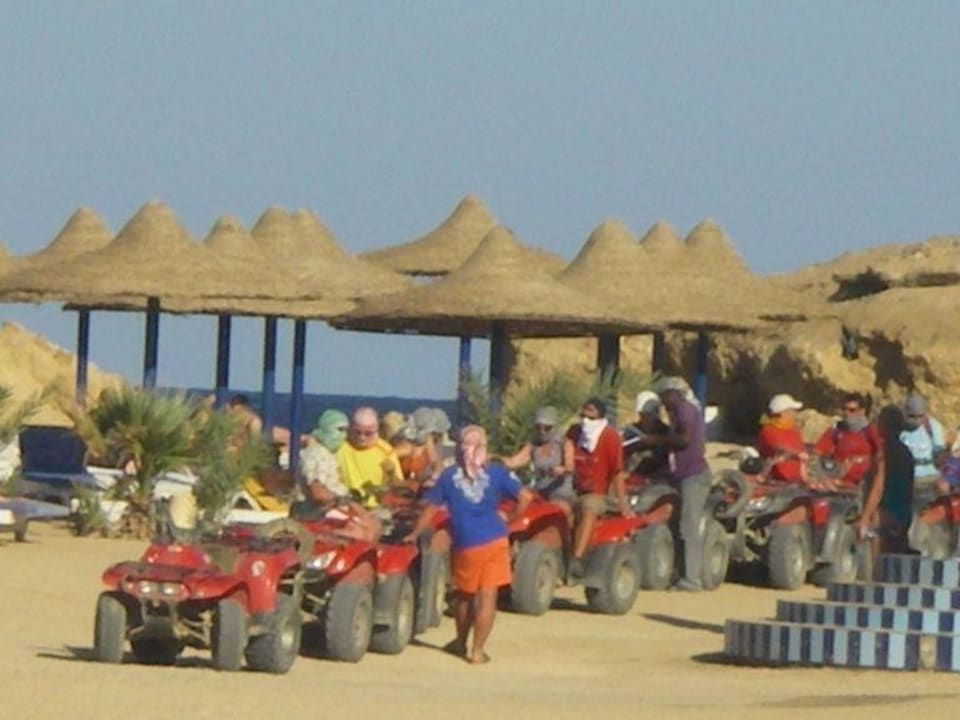 Quad fahren am Strand Pensée Royal Garden Beach Resort