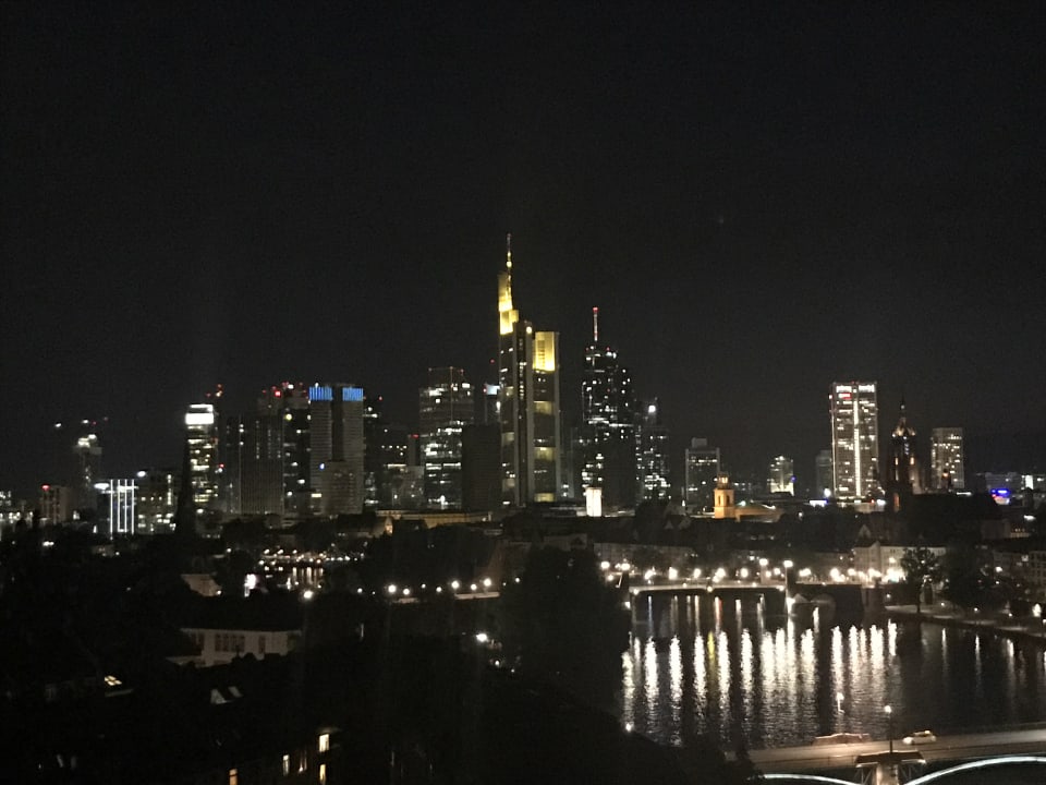 Ausblick Lindner Hotel Frankfurt Main Plaza, part of JdV by Hyatt