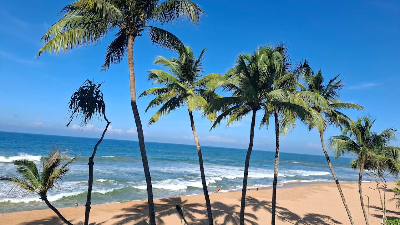 Strand Pandanus Beach Resort & Spa