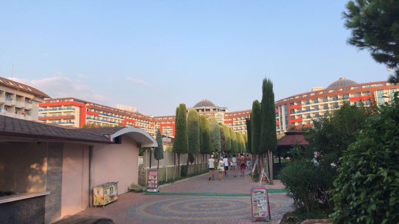 Außenansicht Lonicera Resort & Spa Hotel
