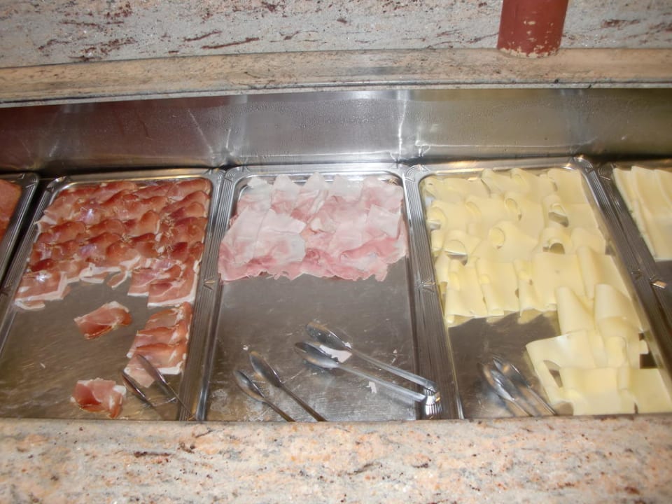 Frühstückbuffet Falkensteiner Hotel & Spa Falkensteinerhof