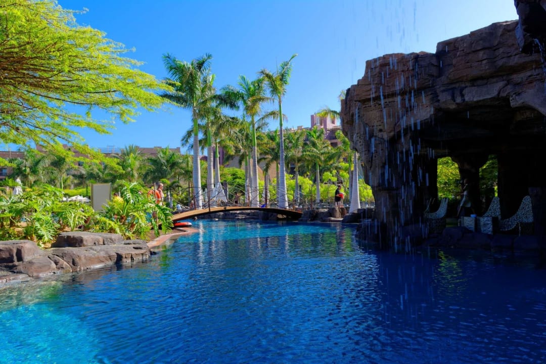 Pool + Bar Lopesan Baobab Resort