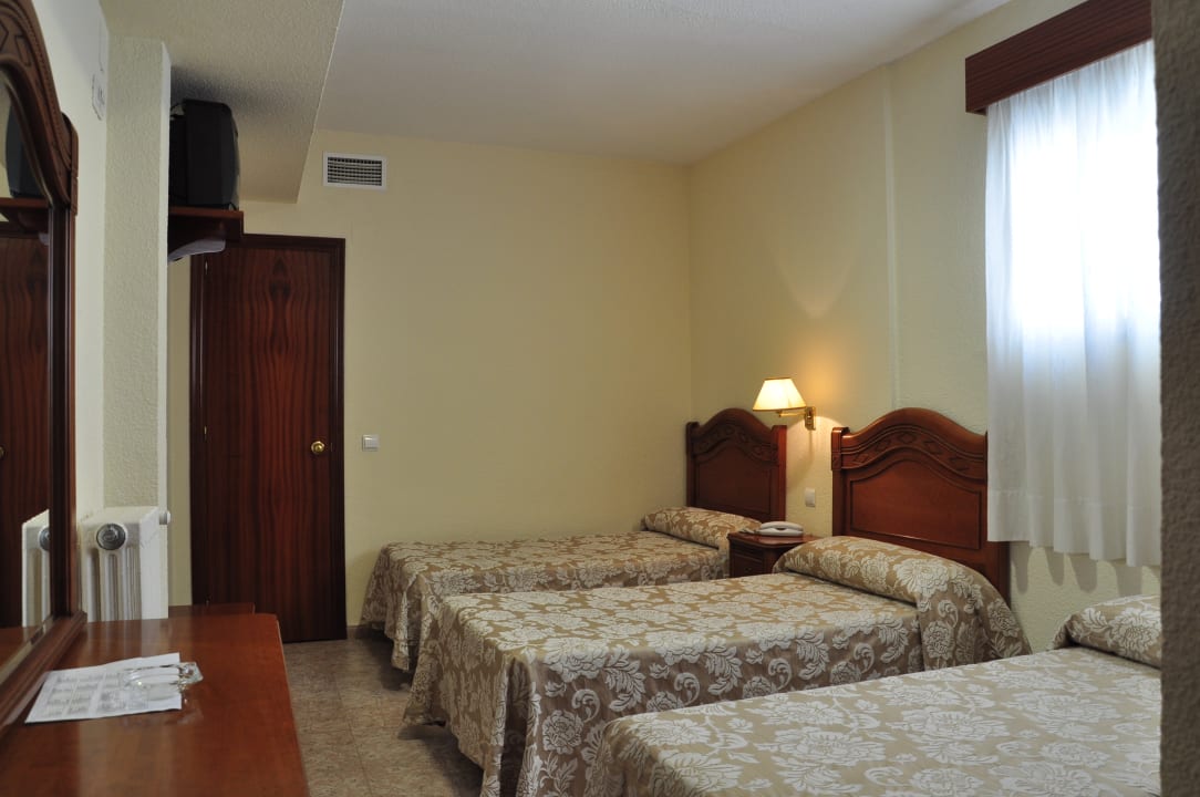 Zimmer Hotel Riviera