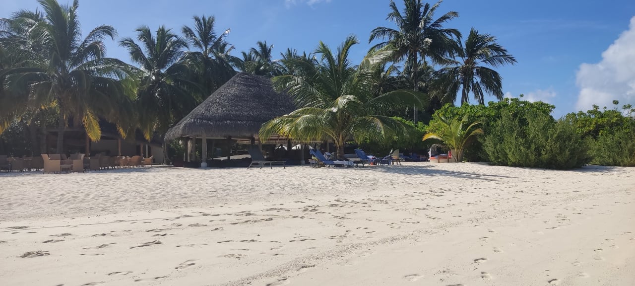 Strand Kuramathi Maldives