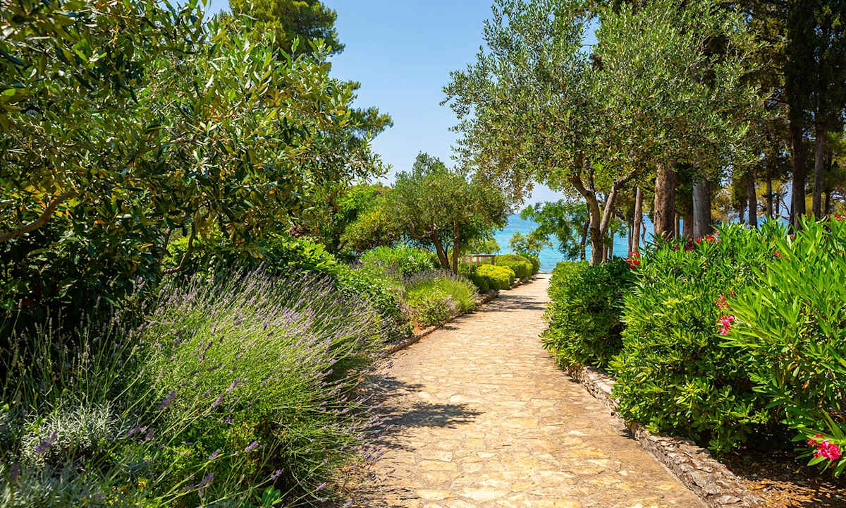 Gartenanlage Aminess Vival Velaris Resort