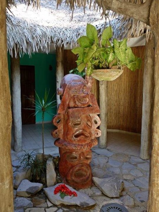 Innenhof Vierer-Bungalow Hotel Los Caneyes