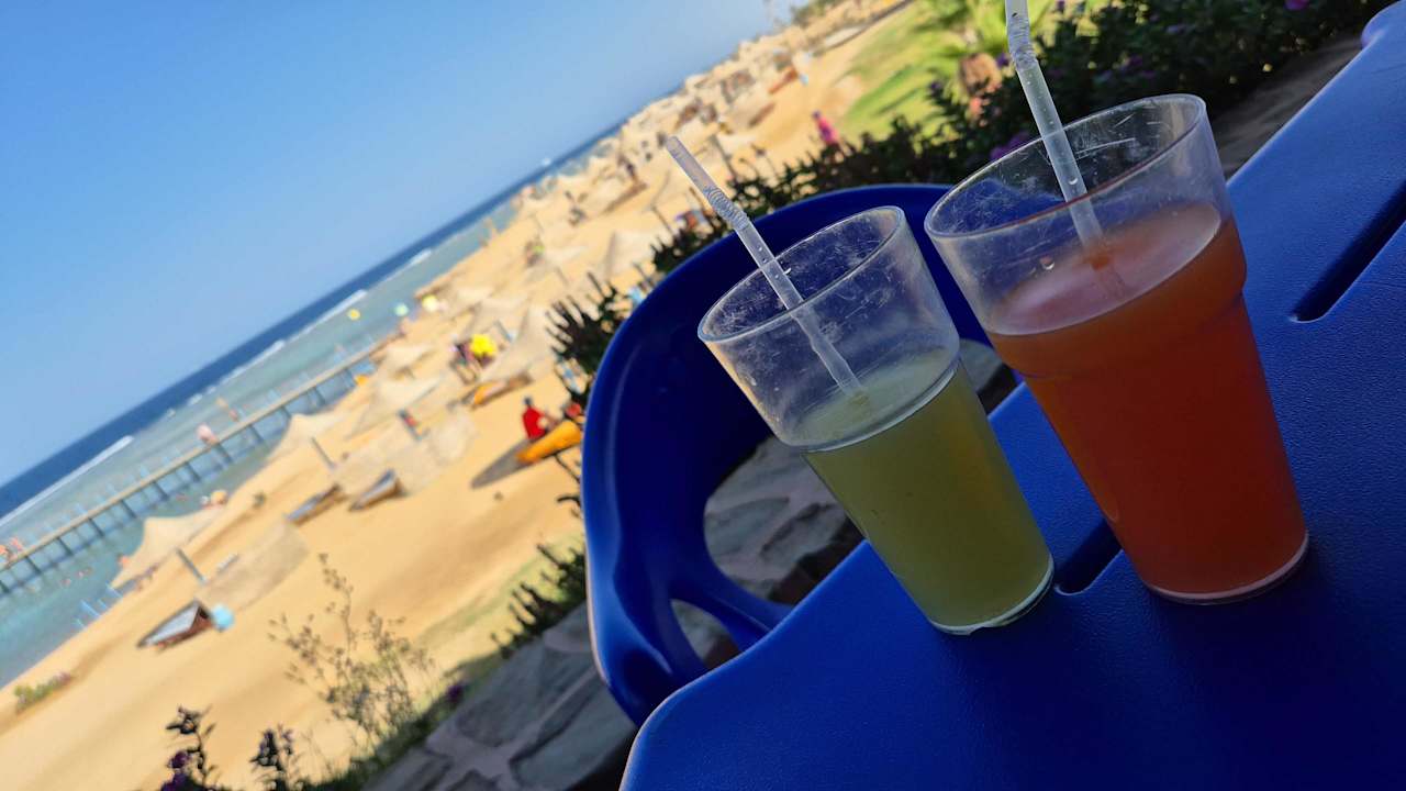 Außenansicht Three Corners Happy Life Beach Resort