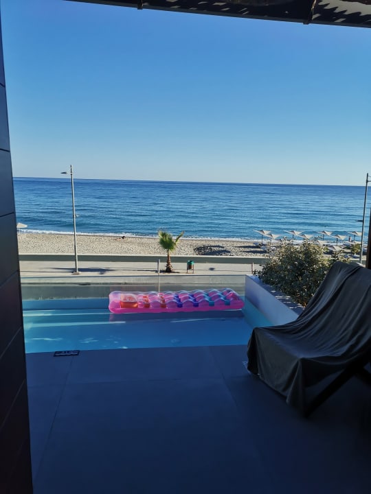 Ausblick Ikones Seafront Luxury Suites