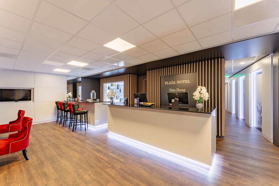 Lobby PLAZA Premium Den Haag City Center