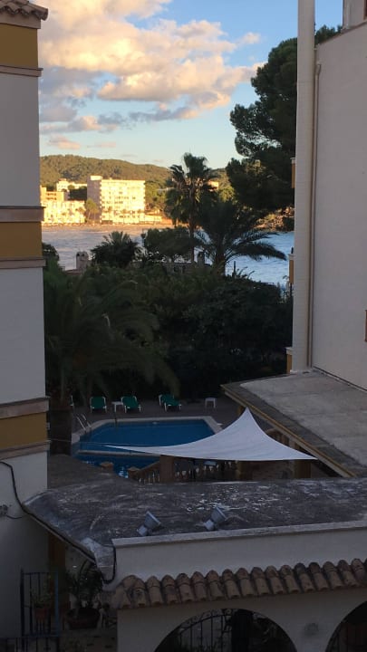 Pool,Blick zum Strand FLOR los Almendros Apartamentos