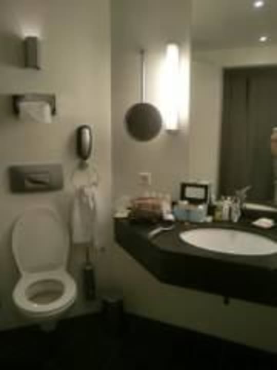 Badezimmer ScanHotels City Rostock
