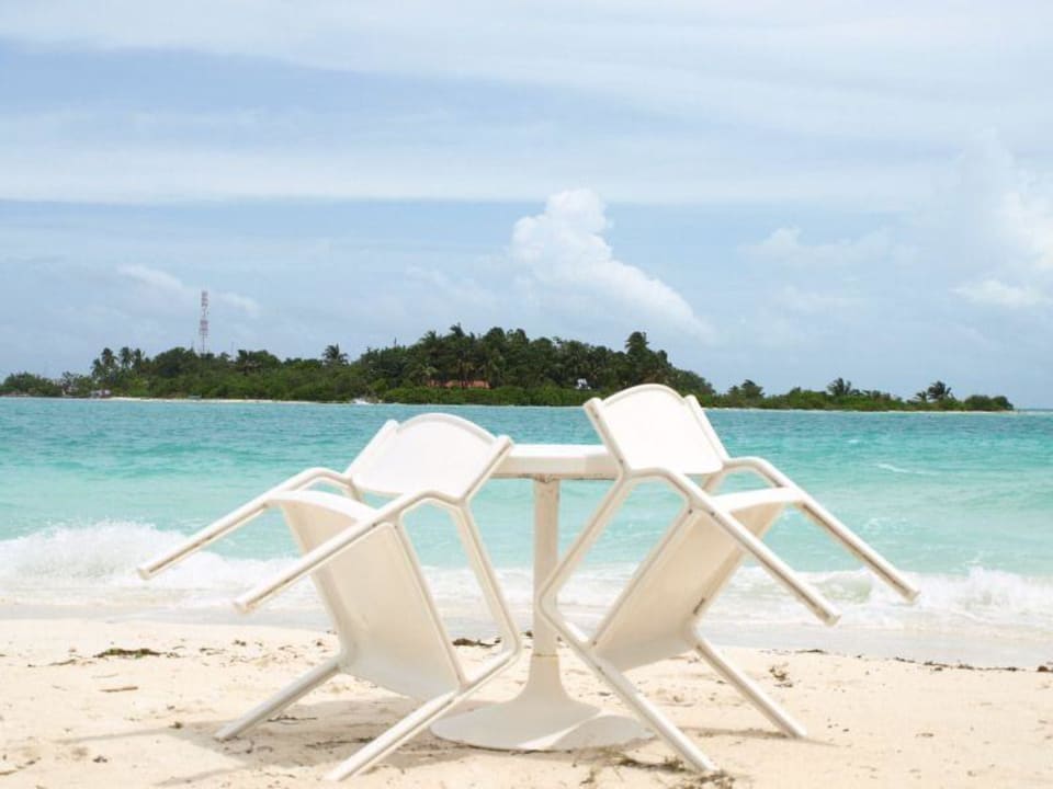 Nachbarinsel Meeru Maldives Resort Island