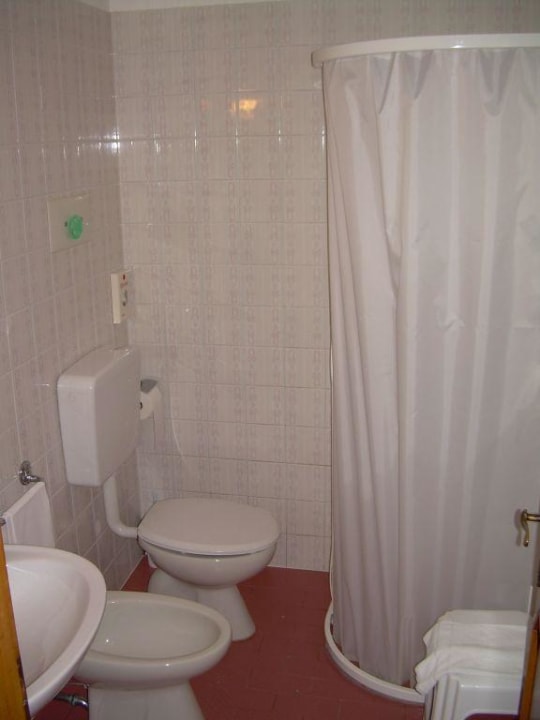 Badezimmer Hotel Al Cavallino Bianco