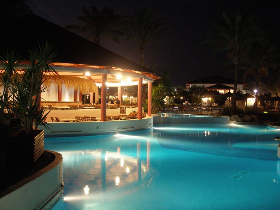 Poolbar Prinsotel La Dorada