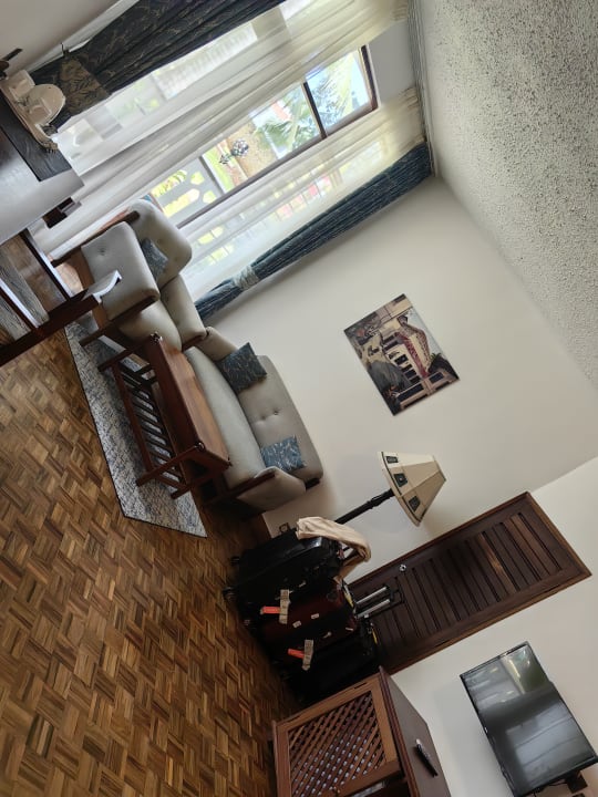 Zimmer Travellers Beach Hotel & Club