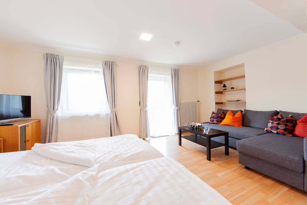 Zimmer Appartementhaus EifelAdventures