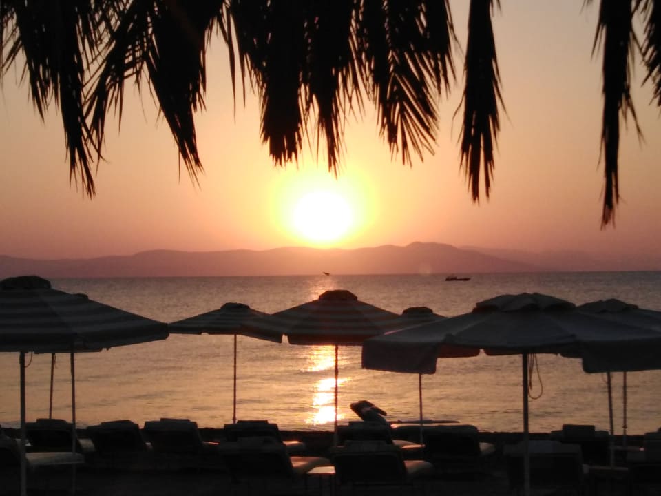 Strand Gaia Garden Hotel