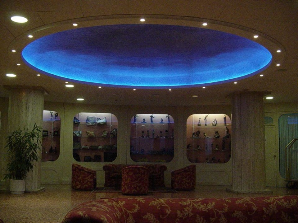 in der Hotellobby Hotel Cala Font