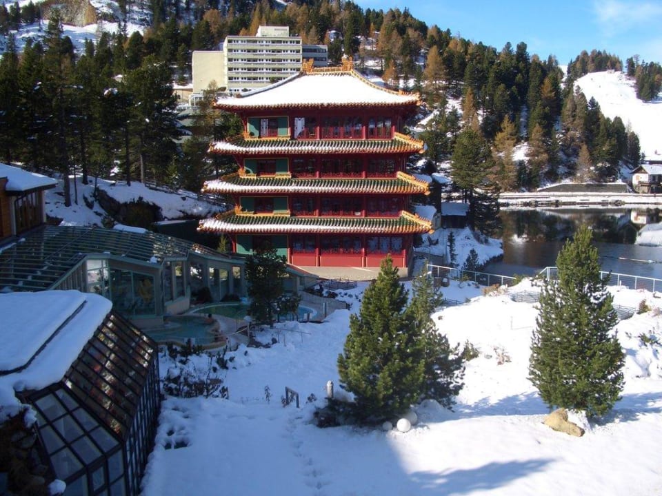 Blick vom Zimmer auf den Chinaturm Hotel Hochschober