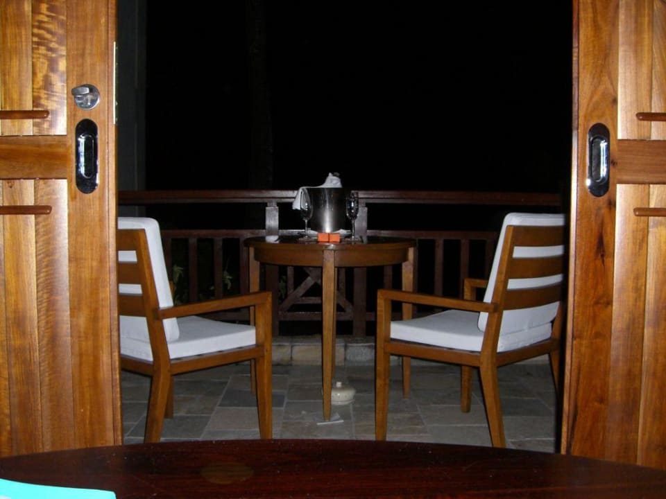 Ausblick Balkon (nachts) Shangri-La Le Touessrok Mauritius
