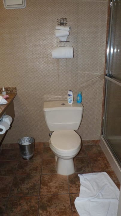 Bad Luxor Hotel & Casino