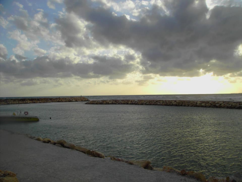 Strand Grand Seker Hotel