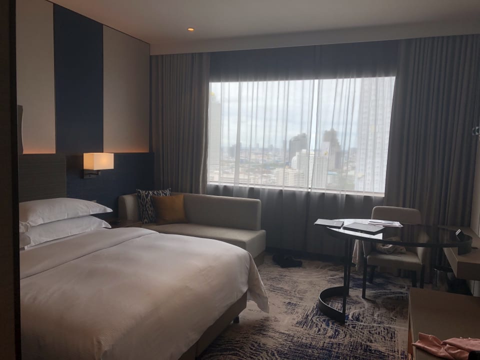 Zimmer Millennium Hilton Bangkok