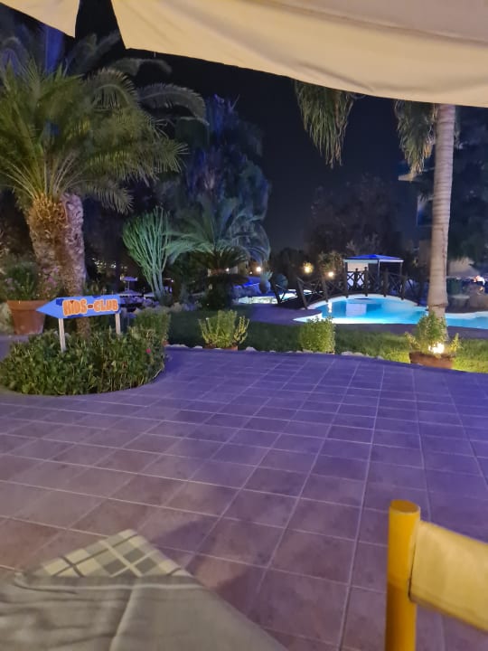 Gartenanlage Hotel Calypso Beach